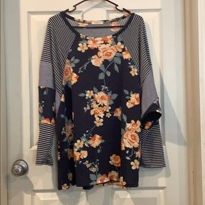 NWOT Women’s ODDY 1x top